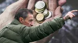 Какую пенсию получает великий нападающий СССР. Ему платят сущие гроши: и это за такую карьеру?!