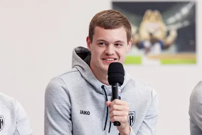 Илья Агапов