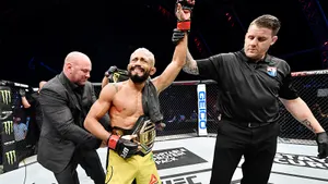 Новый чемпион UFC Фигередо: пас буйволов, таксовал, стриг людей, а в бою за пояс довел соперника до потери сознания