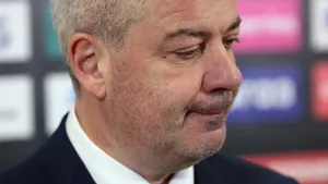 Отставку Тамбиева приблизит поражение от чемпиона. Прогноз на «Локомотив» — «Динамо» Москва