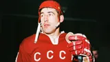 На Западе его ставили выше Харламова и Боброва, он был любимчиком Тарасова и работягой. Легенда ЦСКА Фирсов