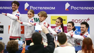 Д. Дэвис / Г. Смолкин, А. Степанова / И. Букин, Е. Худайбердиева / Е. Базин