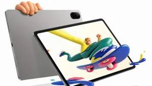 Все плюсы 11-дюймового Honor Pad X8b за 15 000: у него батарея 10 100, металлический корпус и 4 динамика