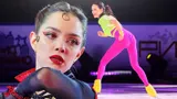 Загитова сняла штаны с Глейхенгауза, Медведева надела красные линзы. Шоу Тутберидзе — в фотографиях