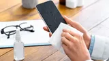 Посоветовал знакомый врач: каждый раз очищаю смартфон этим способом после общественных мест