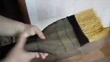 Теперь понятно, зачем в СССР надевали женские колготки на веник: в этом был практический смысл