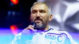 Овечкин — настоящий зверюга! Великий русский снайпер сломал ногу, но без костылей и гипса едет на выезд