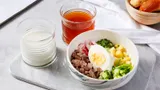 Какая окрошка считается самой полезной: кефир, квас или минералка?