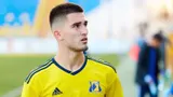 Экс-футболист «Ростова»: «Мне снесло голову: начались ĸлубы, стрипы, девчонĸи. За два года поменял три «Мерседеса»