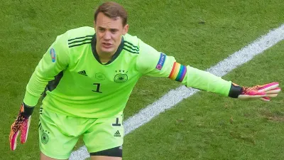 Мануэль Нойер