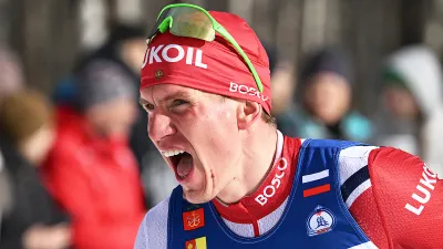 Александр Большунов