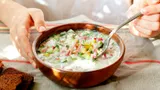 Как приготовить окрошку: классический рецепт, который разнообразит летнее меню