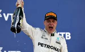 Боттас выиграл последнюю гонку сезона Формулы-1