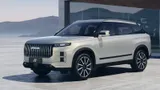 В Россию привезли кроссовер Jaecoo J7 с рестайлингом: большой багажник, полный привод — что еще в китайском авто?