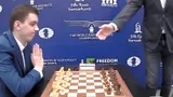 Поляк на ЧМ по шахматам не пожал руку только одному из 9 россиян — почему? В России его уже назвали «свиньей»