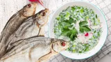 Откуда пошла традиция есть окрошку вприкуску с рыбой: удивительно, но факт — все дело в бурлаках