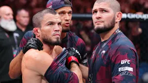 Брат Хабиба возвращается после жуткого поражения нокаутом в UFC. Нурмагомедов проведет схватку с легендой из США
