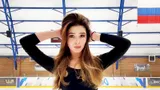 Исполнилось 18 лет, и сразу показала свои прелести. Красавица-фигуристка осенью чудом не осталась без пальца