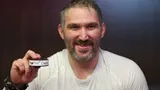 «Овечкин — величайший из лучших!» Вся Америка восхищается подвигом русской звезды — шедевральным 900-м голом