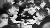 Этот продукт запрещали в СССР, хотя раньше не могли без него жить. Кто-то считает мерзким, кто-то — полезным