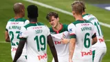 «Локо» против VAR: два гола отменили, но дали пенальти на 98-й — Миранчук не забил