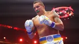 Усик — Верхувен: видео нокаута и скандального решения рефери