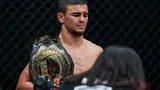 Непобежденный талант из России идет в UFC. Пять лет назад Чопуров торговал на рынке, а теперь тренируется с Яном