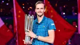 Медведев разгромил русского немца в финале Шанхая. На следующей неделе он будет побеждать в Москве