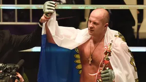 Махина из Кореи, звезда из Бразилии и чемпион Олимпиады. Федор Емельяненко перебил кучу легенд под Новый год