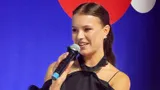 Щербакову возмутил поступок мамы, Медведева «ловит» Овечкина, оммаж на Валиеву. Фигуристы в центре Москвы