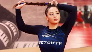 Красавице из Грузии рано покорять UFC — соперница не подарок. Прогноз на Лиана Джоджуа — Кортни Кейси