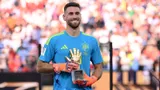 Сафонов не получил приз как лучшему вратарю сезона в мире. Награду забрал Унаи Симон
