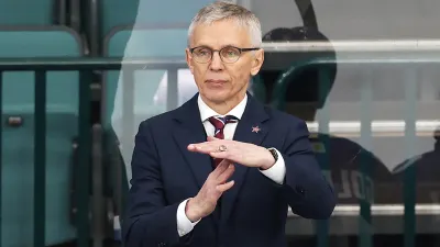 Игорь Ларионов