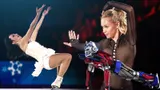 Туктамышева прощалась, шикарная Захарова восхищала, чемпионы страны взлетали надо льдом. Фото гала-шоу ЧР-2026