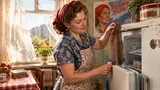 Зачем колготки в СССР клали в морозильник: популярный миф, в который верили женщины