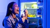 5 неочевидных причин, почему ночью хочется есть: как избавиться от этой привычки
