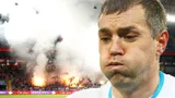 Фанаты жгли файеры, футболисты страдали от едкого дыма, полиция устроила облаву. ЦСКА — «Зенит»: фото