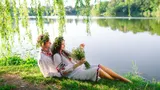 В эту любовную игру на Руси играли неженатые парни и девушки. В СССР она стала детской, потеряв прежний смысл