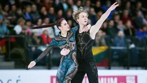 Бывший парень Медведевой сделает невозможное, а Дэвис и Смолкин проиграют: прогнозы на ЧМ по фигурке