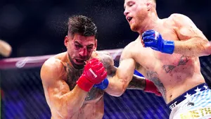 Падение Топурии на UFC в Белом доме — не главная сенсация в истории. Макгрегора и Роузи громили еще жестче 
