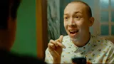 Звезда «Слова пацана» превратился во влюбленного аутиста в сериале «Она такая классная»: стоит ли его смотреть?