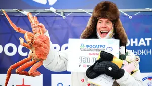 Чем запомнился ЧР-2026 по лыжным гонкам: как выступил Большунов, кто ел крабов, как собака травмировала лыжницу