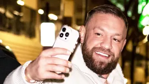 «Мать вашу, платите мне!» Великий Макгрегор врывается в UFC спустя 5 лет — Конора хотят прибить звезды лиги