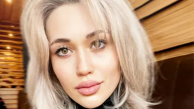 Е. Худайбердиева / Е. Базин