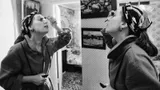 Зачем модницы СССР плевали в тушь: в этом был практический смысл