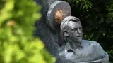Эта песня Высоцкого оказалась пророческой. Поэт написал ее за семь лет до своей смерти