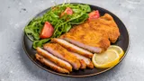 Готовлю куриный шницель особым способом: получается как в ресторане — сочное мясо, хрустящая панировка 