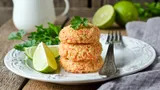 Готовлю диетические котлеты из крабовых палочек: много белка, можно на ужин