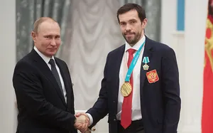 «Путин сам разберется, куда ему и что менять». Дацюк ответил Дзюбе