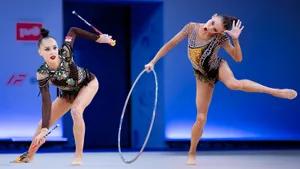 Какими программами российские гимнастки удивляют мир после возвращения: образ диджея и этническая музыка